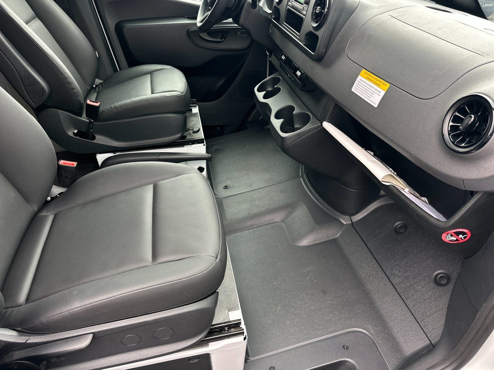 2025 Mercedes-Benz Sprinter 2500 Cargo 144 WB