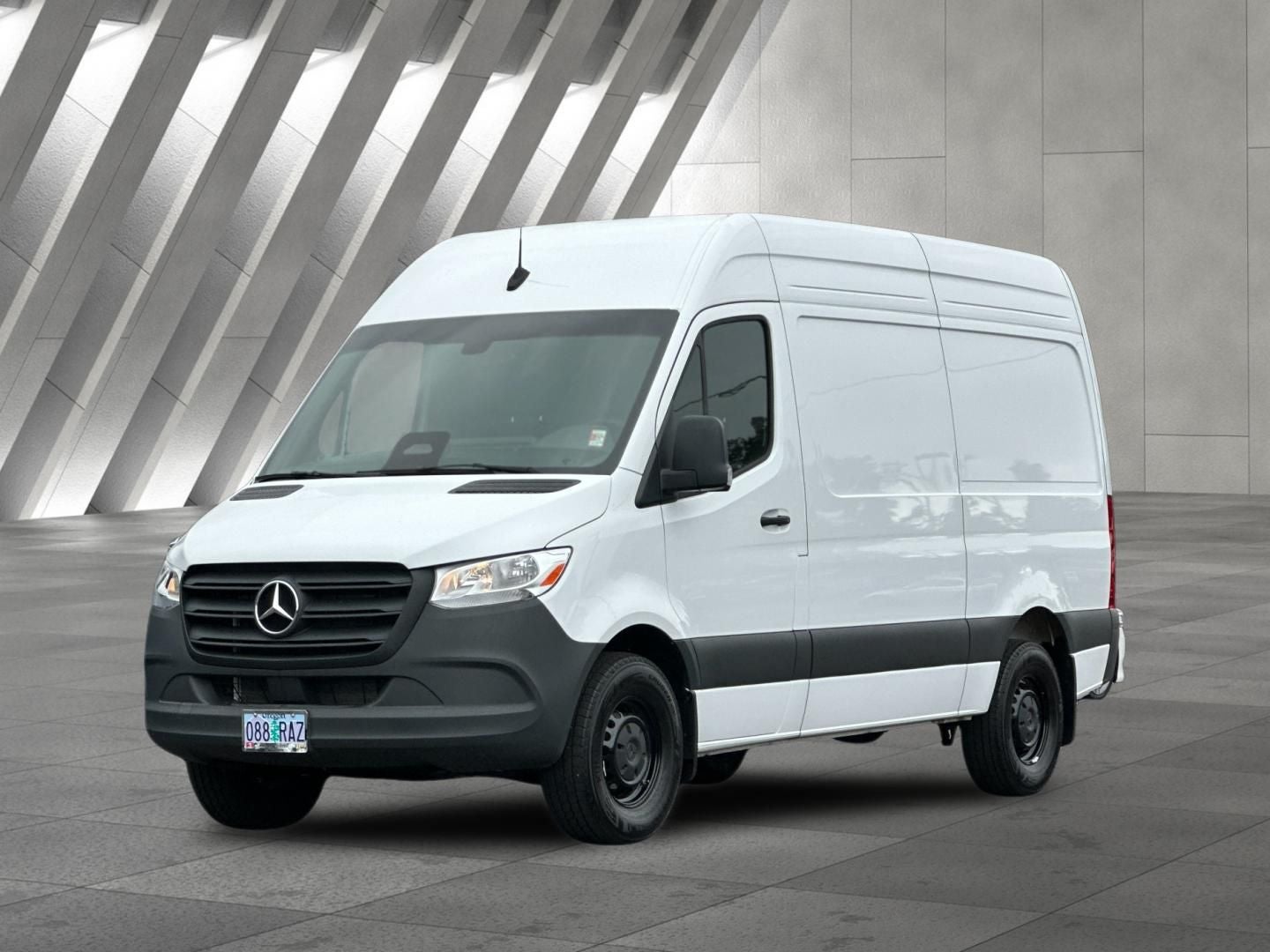 2025 Mercedes-Benz Sprinter 2500 Cargo 144 WB