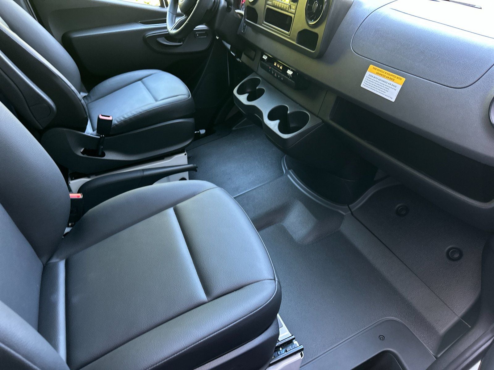 2025 Mercedes-Benz Sprinter 2500 Cargo 144 WB