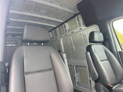 2025 Mercedes-Benz Sprinter 2500 Cargo 144 WB