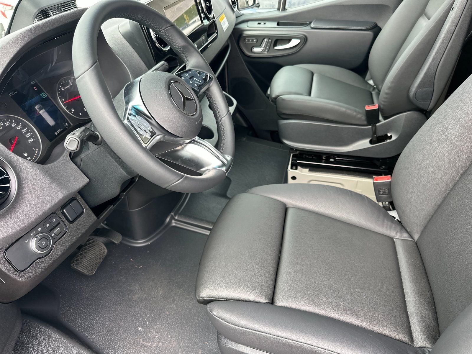 2026 Mercedes-Benz Sprinter 2500 Cargo 144 WB 4MATIC®