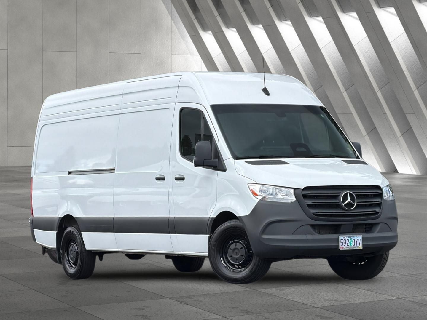 2025 Mercedes-Benz Sprinter 2500 Cargo 170 WB High Roof