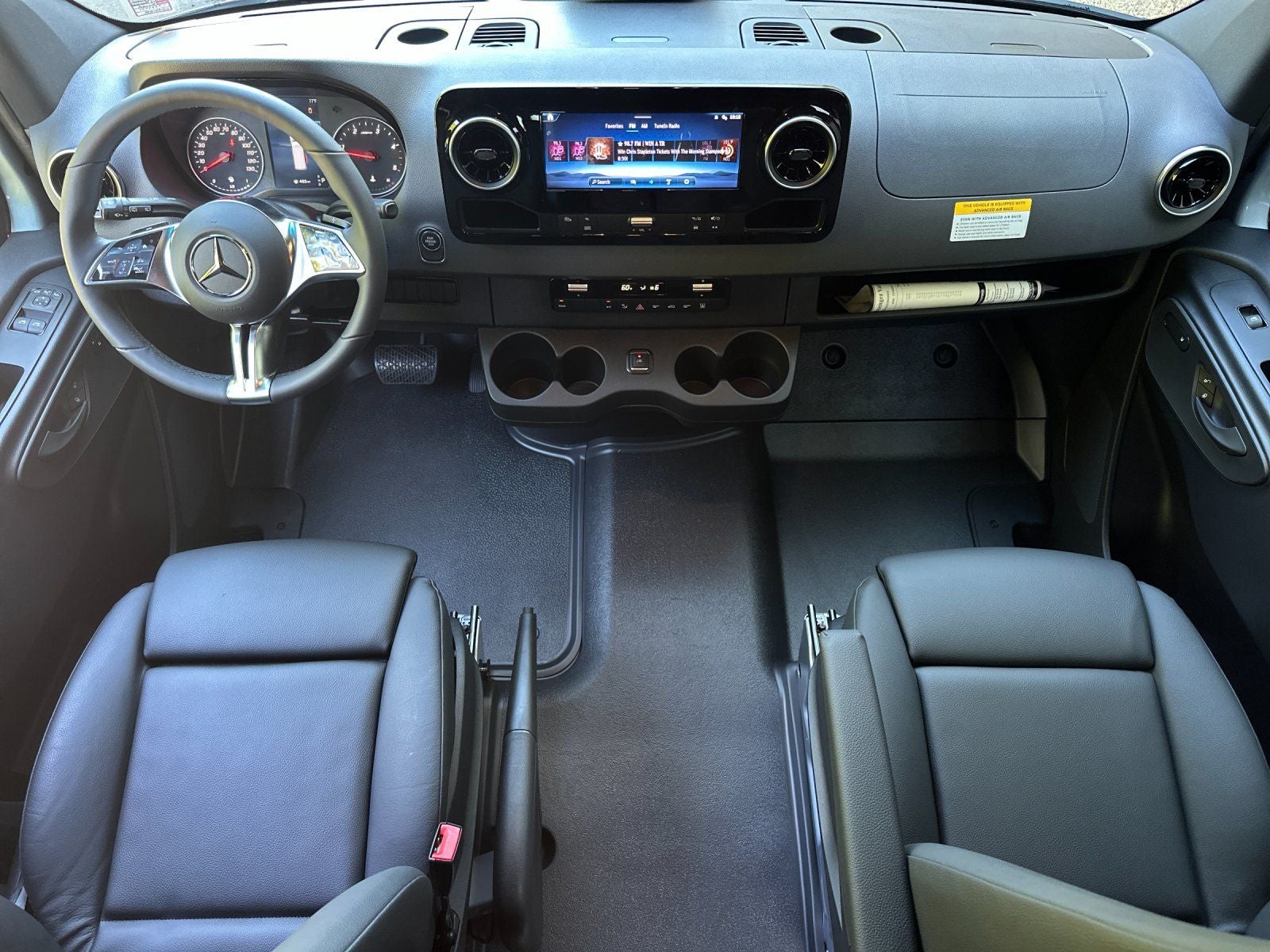 2025 Mercedes-Benz Sprinter 2500 Passenger 144 WB