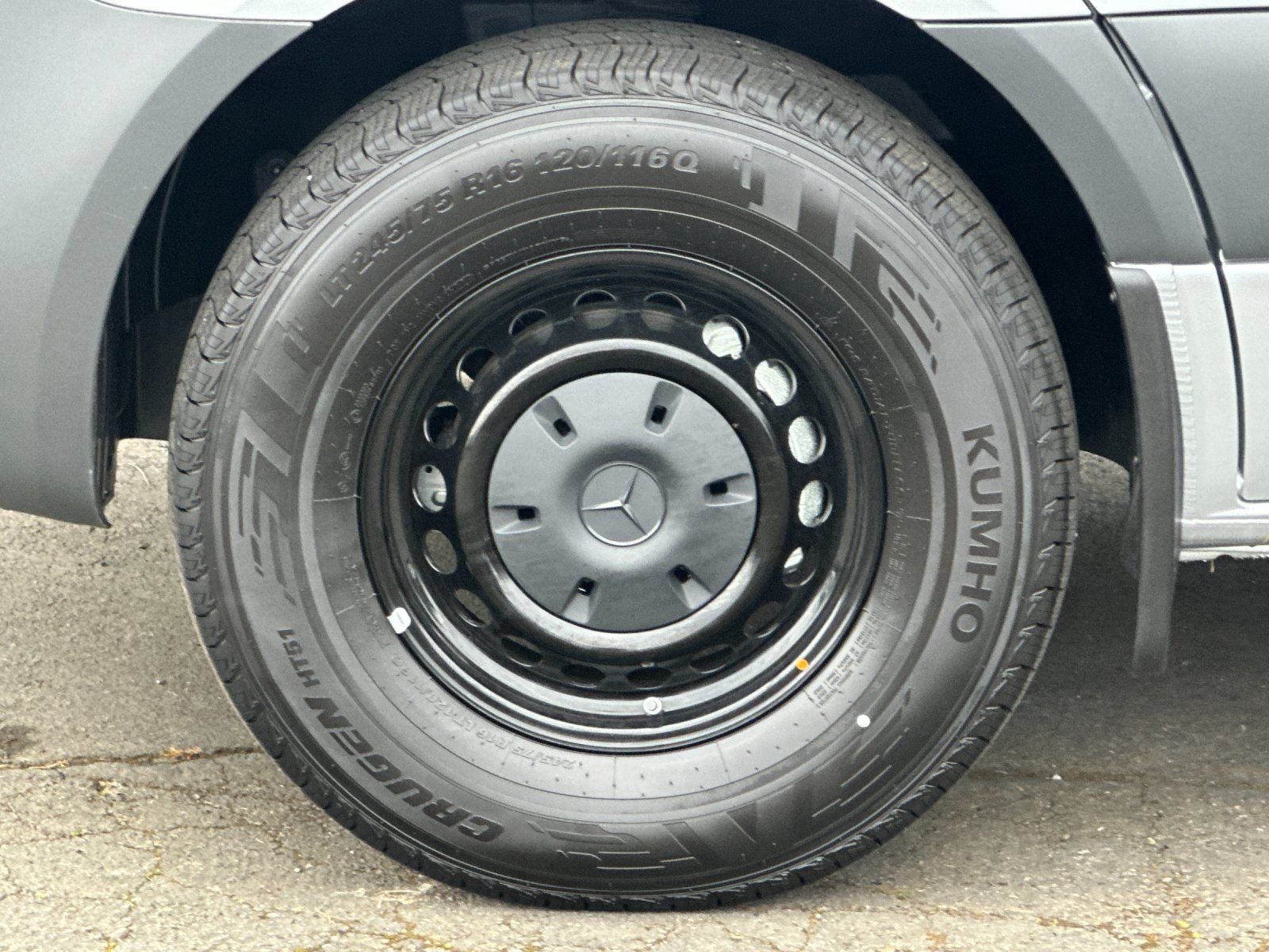 2025 Mercedes-Benz Sprinter 2500 Passenger 144 WB