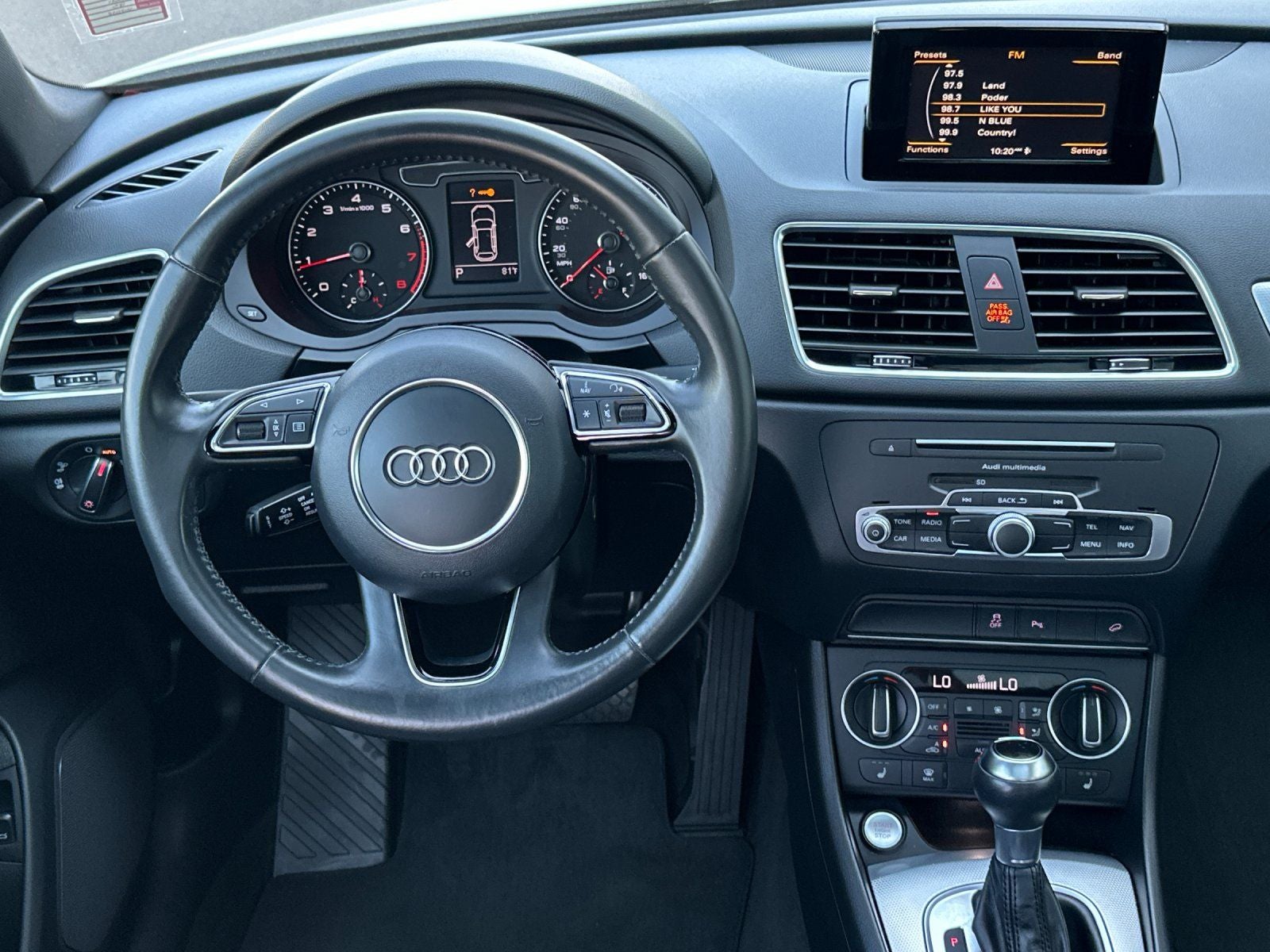 2018 Audi Q3 2.0T Premium quattro