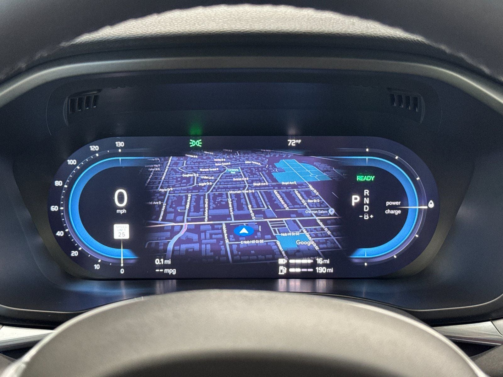 2022 Volvo XC60 Recharge Plug-In Hybrid T8 Inscription Expression