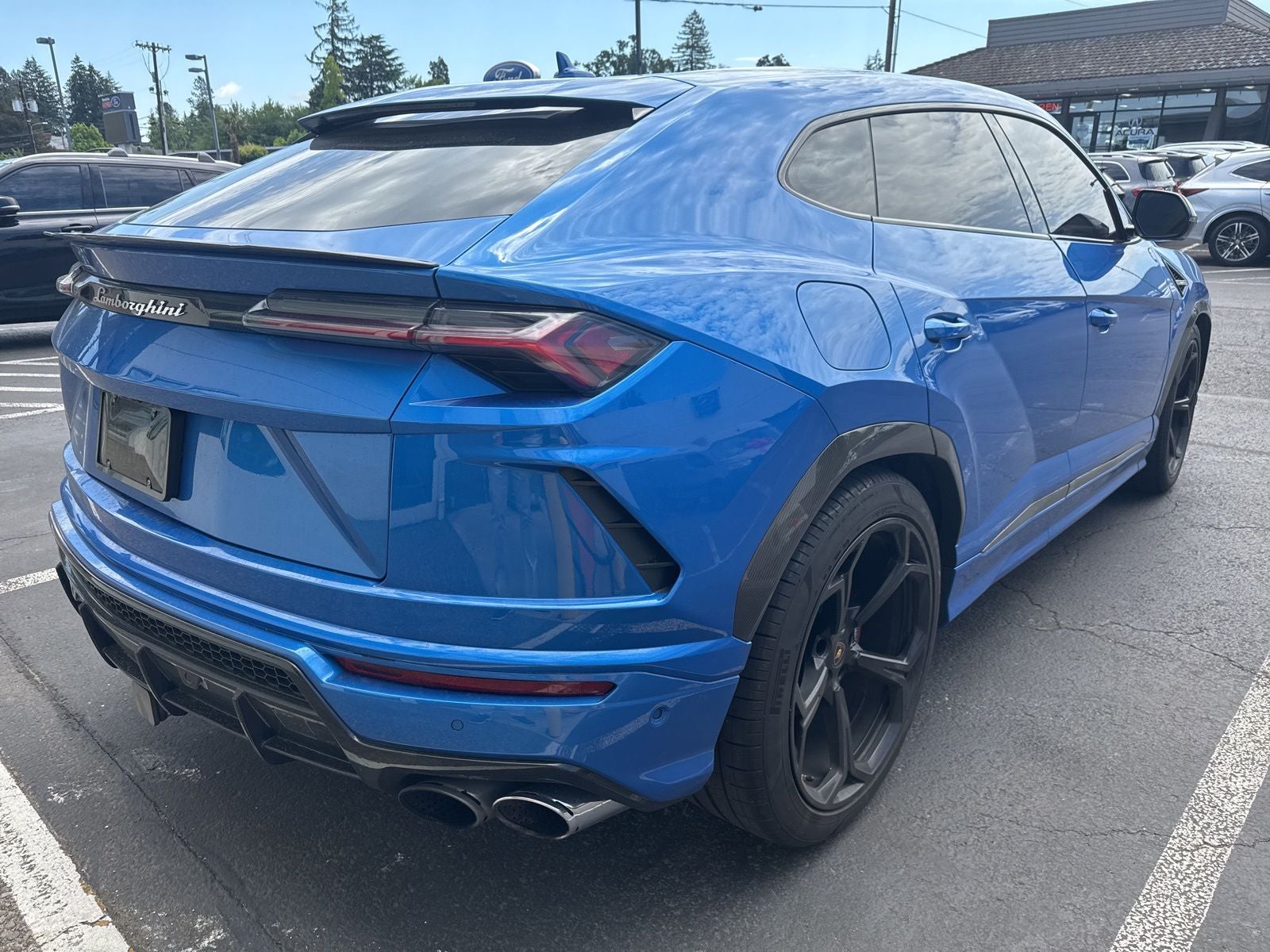 2020 Lamborghini Urus AWD
