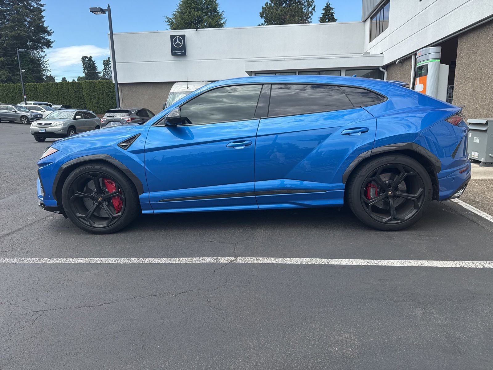 2020 Lamborghini Urus AWD