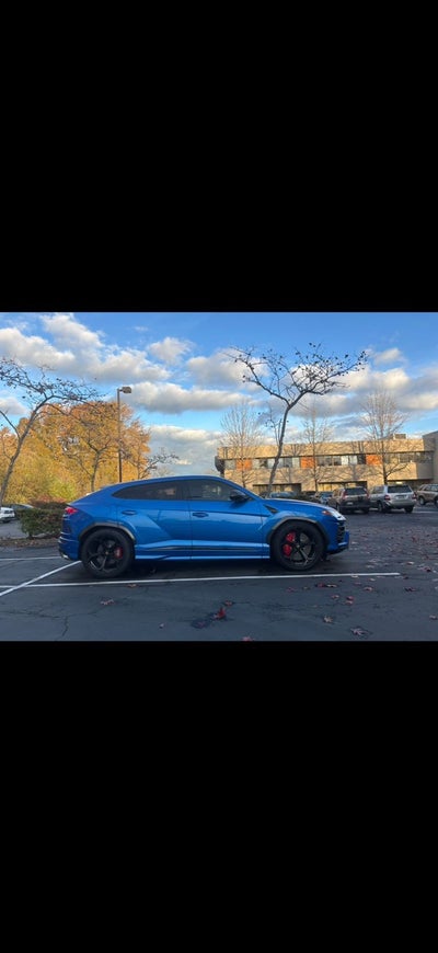 2020 Lamborghini Urus AWD