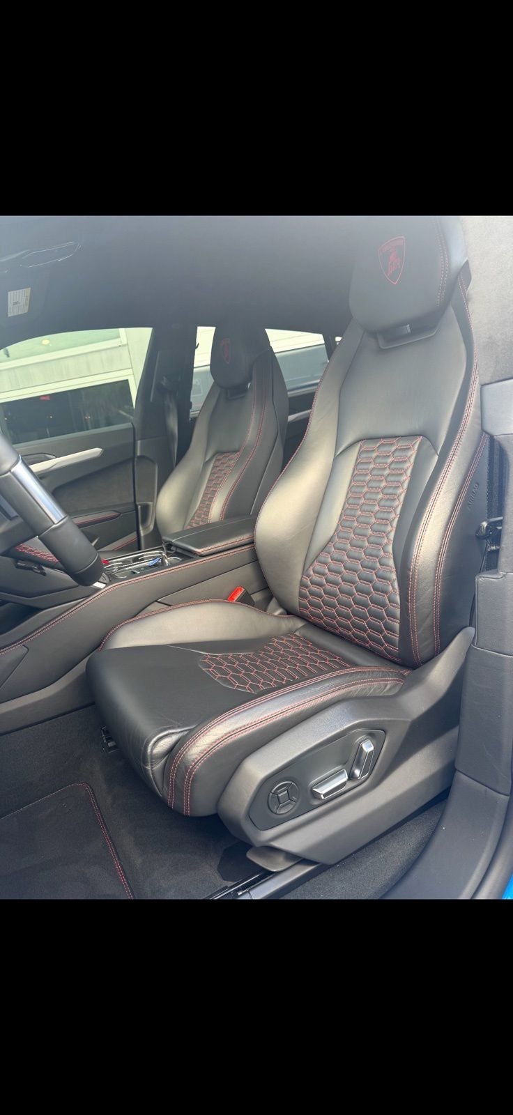 2020 Lamborghini Urus AWD