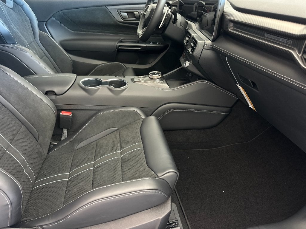 2026 Ford Mustang Dark Horse SE