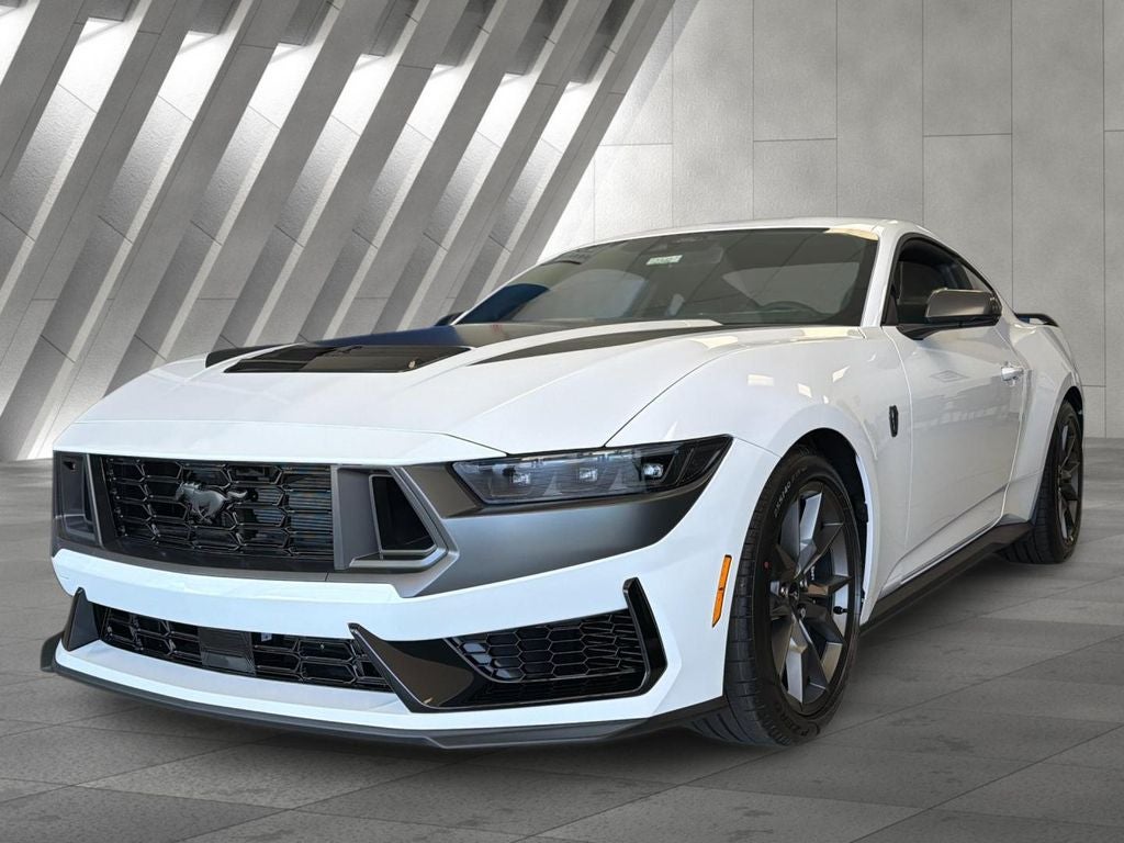 2026 Ford Mustang Dark Horse