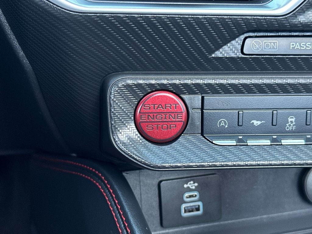 2025 Ford Mustang EcoBoost Premium