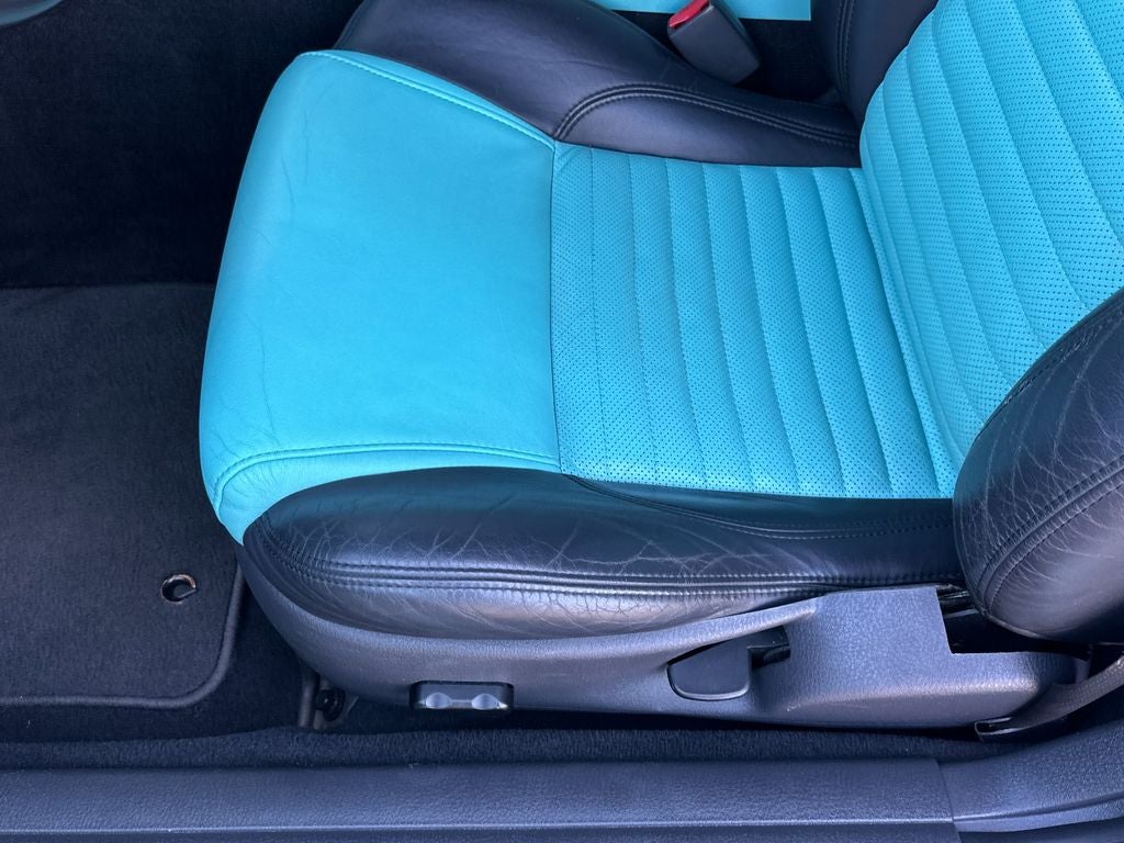 2002 Ford Thunderbird Base