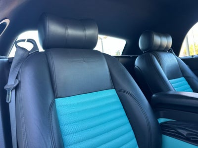 2002 Ford Thunderbird Base