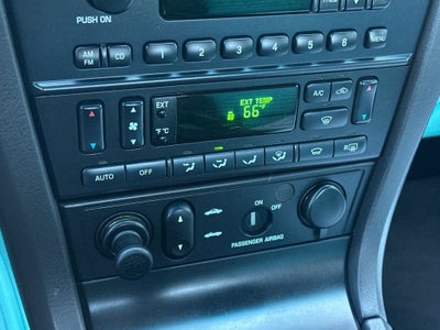 2002 Ford Thunderbird Base