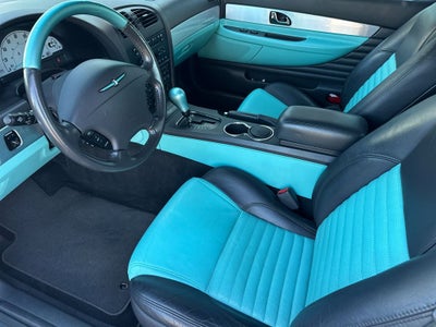 2002 Ford Thunderbird Base