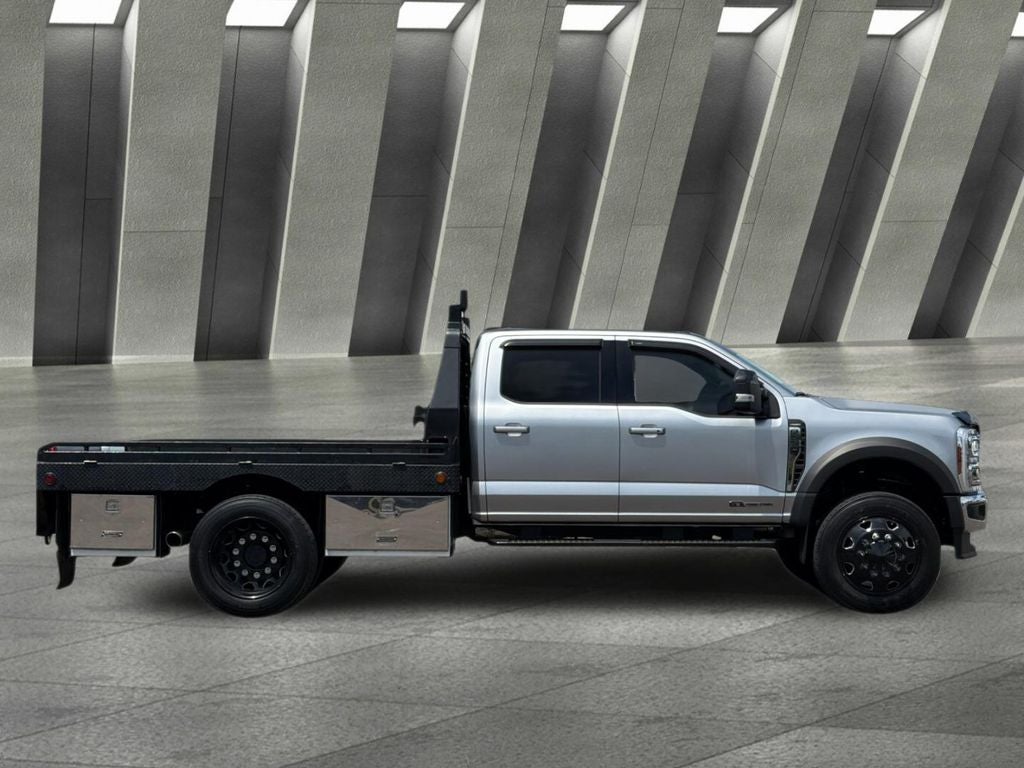 2024 Ford F-550SD Lariat DRW