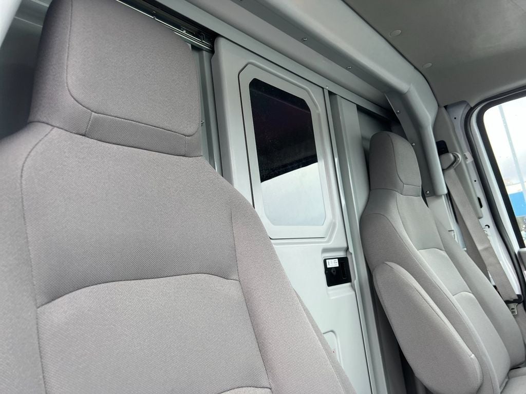 2025 Ford E-350SD KUV Cutaway