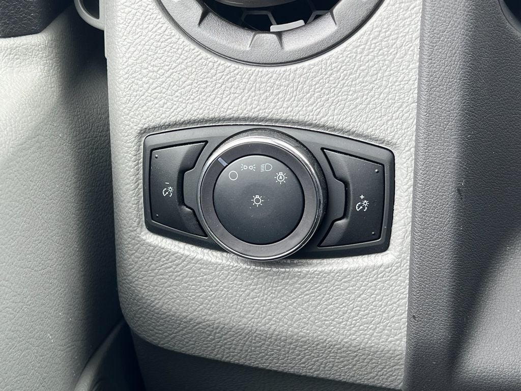 2025 Ford E-350SD KUV Cutaway