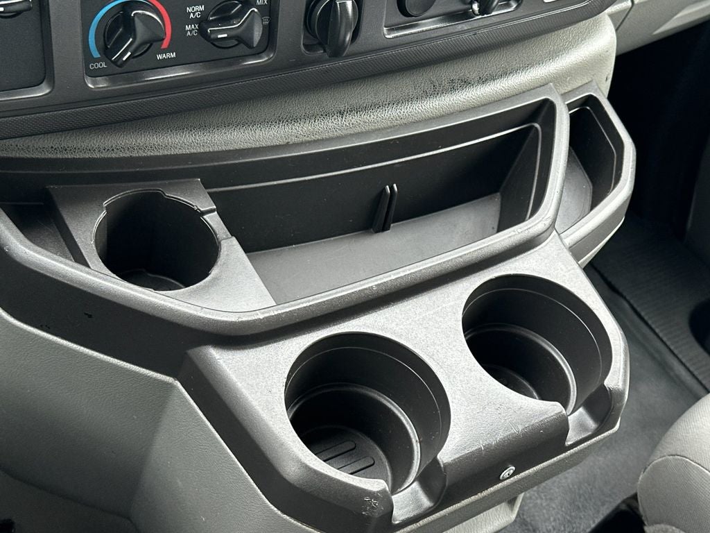 2015 Ford E-450SD Base