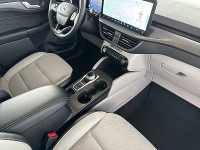 2025 Ford Escape Plug-In Hybrid Base