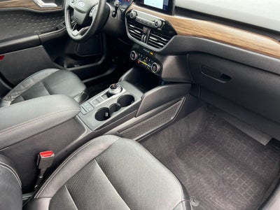 2020 Ford Escape Titanium Hybrid