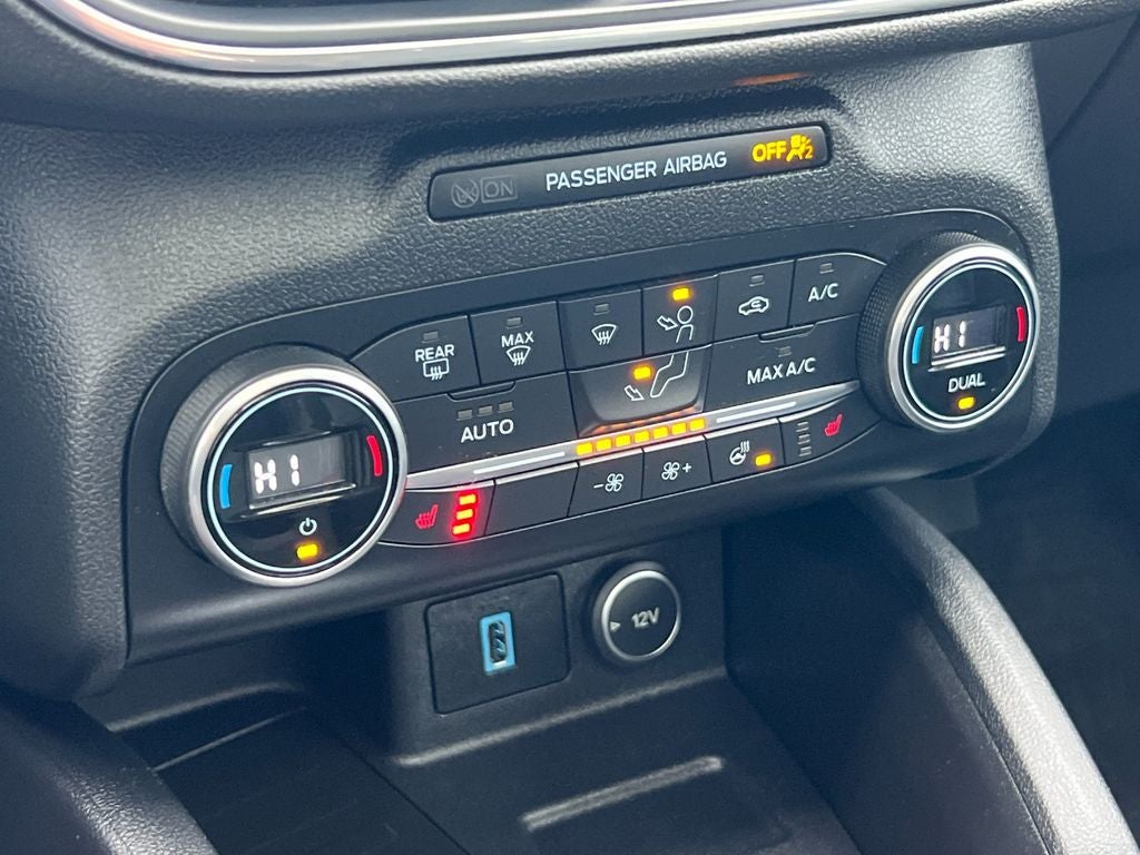 2020 Ford Escape Titanium Hybrid