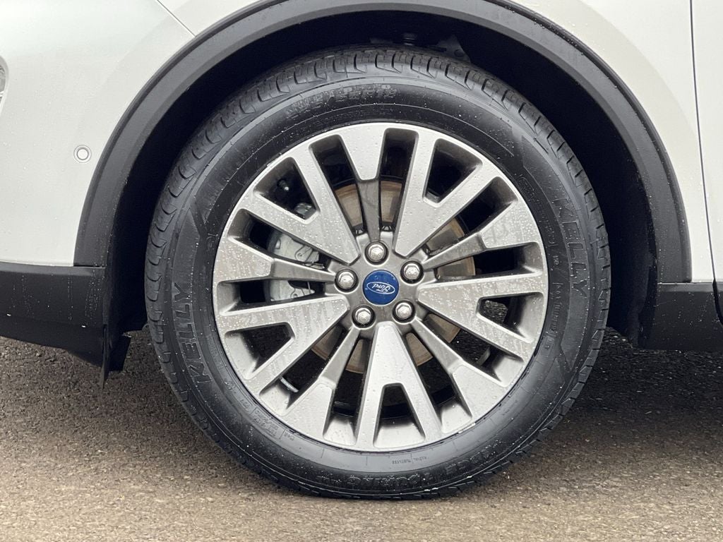 2020 Ford Escape Titanium Hybrid