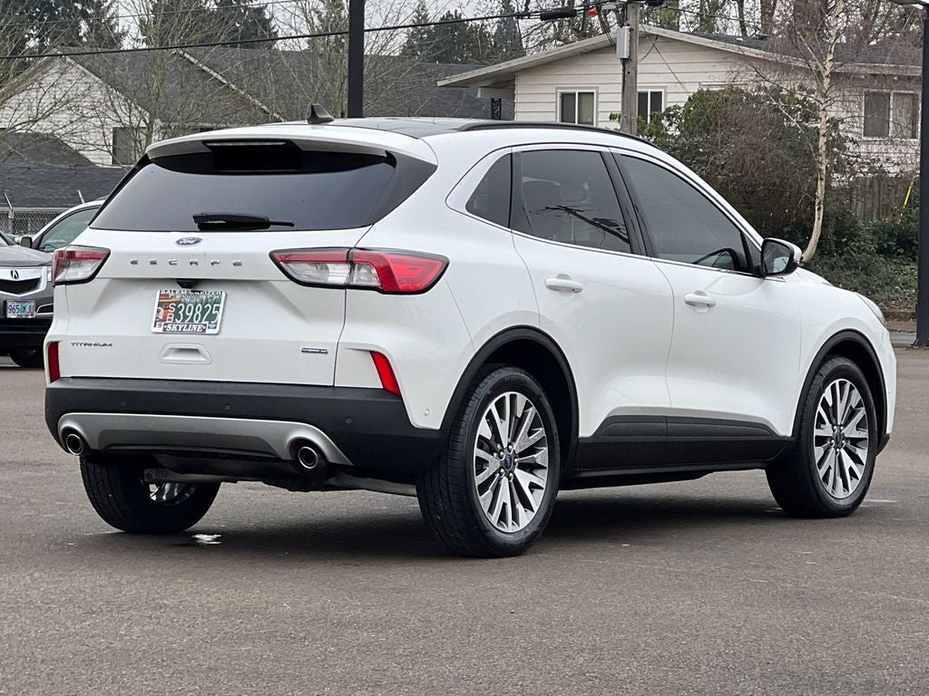 2020 Ford Escape Titanium Hybrid