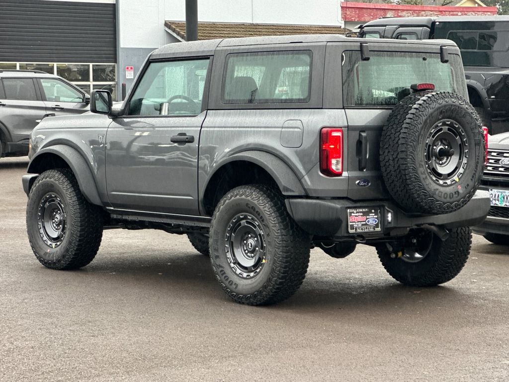 2025 Ford Bronco Base
