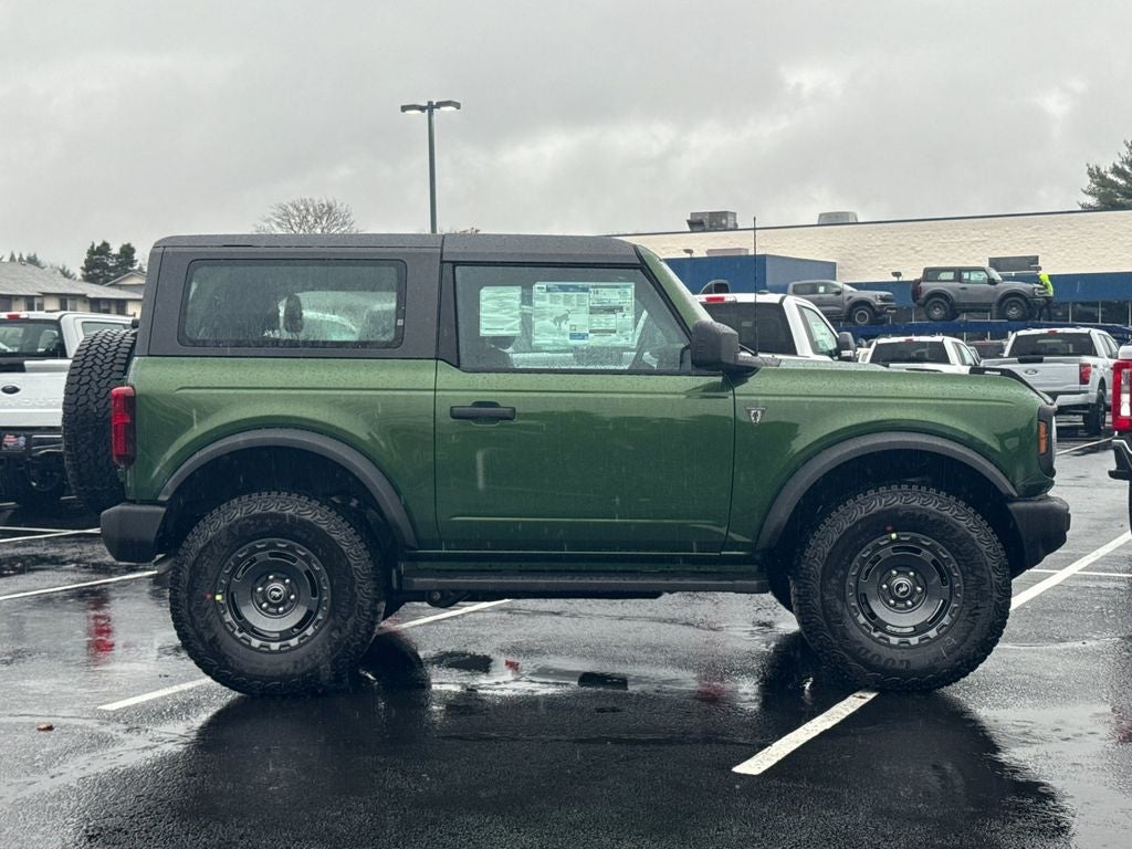 2025 Ford Bronco Base