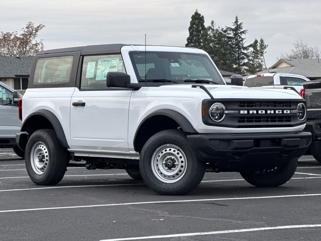 2025 Ford Bronco Base