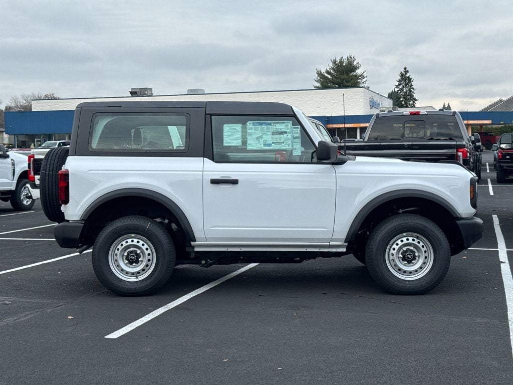 2025 Ford Bronco Base
