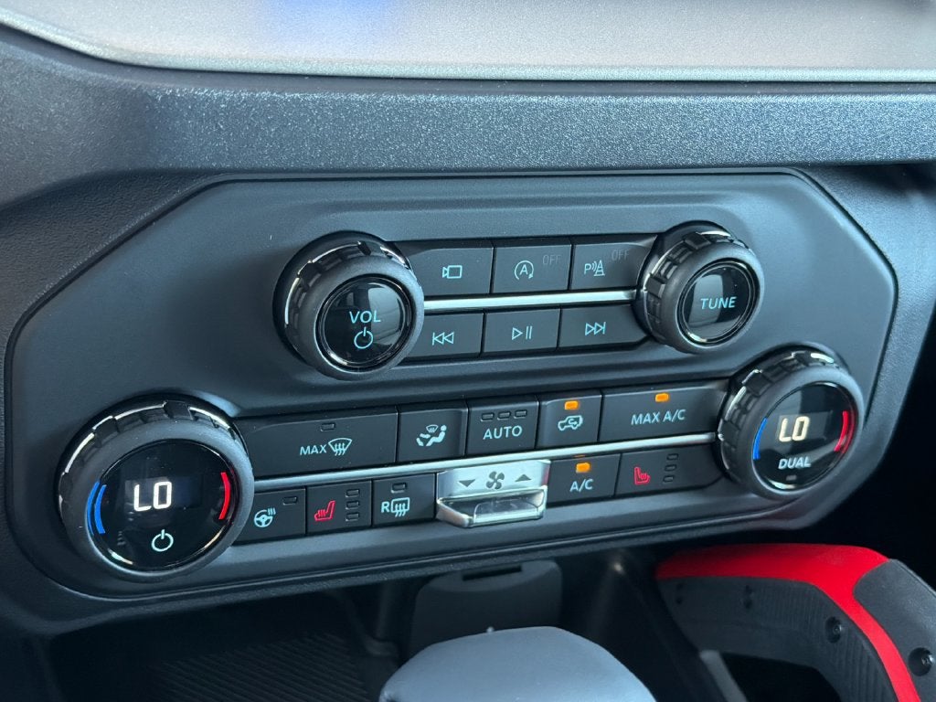 2026 Ford Bronco Outer Banks 60th anniversary pkge