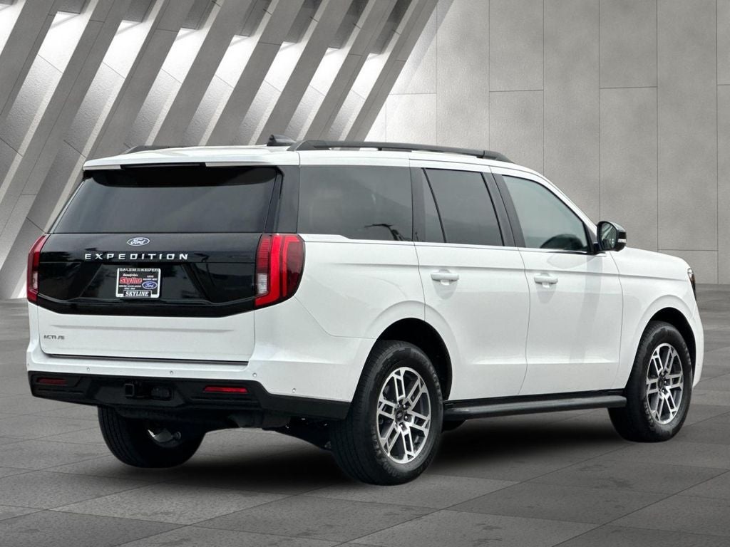 2025 Ford Expedition Active