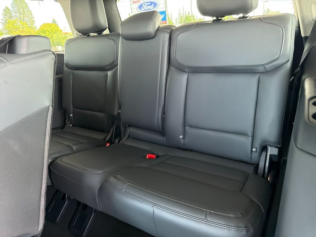 2027 Ford Expedition Active