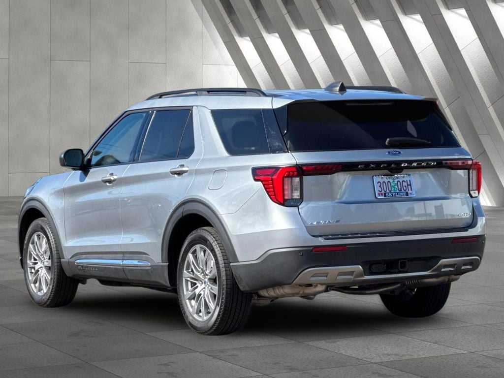 2025 Ford Explorer Active