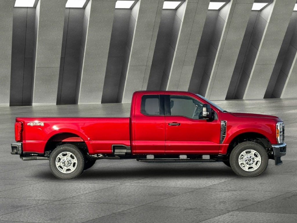 2027 Ford F-250SD XLT