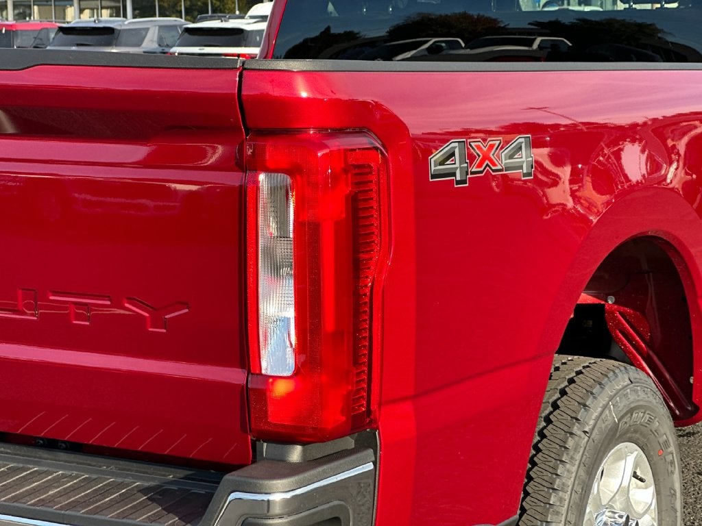 2027 Ford F-250SD XLT