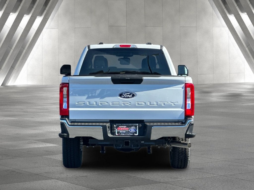 2027 Ford F-250SD XLT
