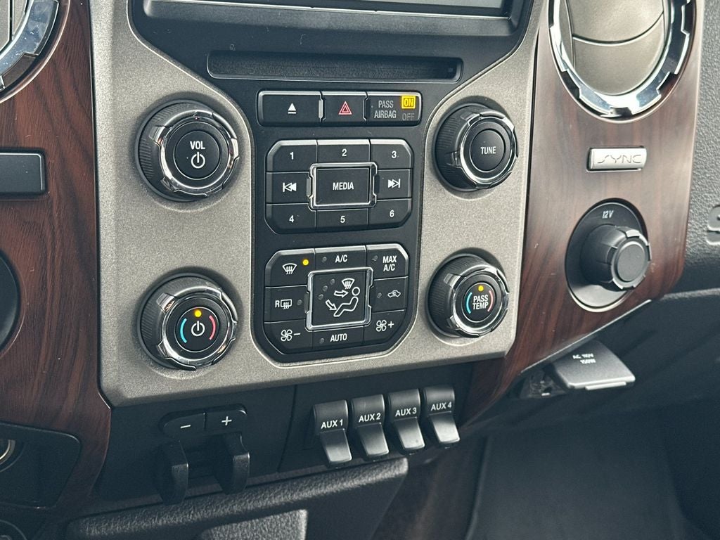 2016 Ford F-250SD Lariat