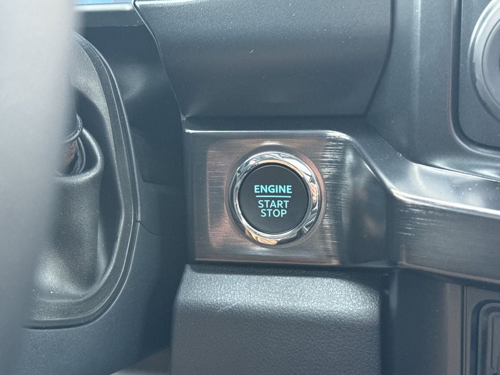 2026 Ford F-250SD Lariat ROUSH