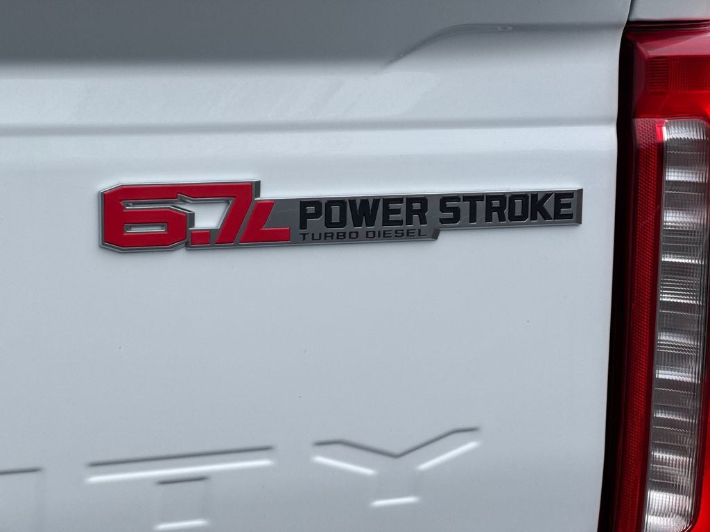 2026 Ford F-250SD Lariat ROUSH