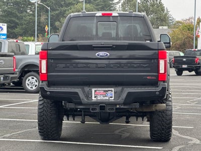 2020 Ford F-250SD Lariat Black Widow