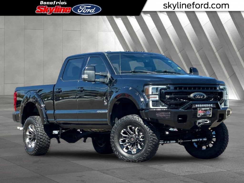 2022 Ford F-250SD Lariat BLACK WIDOW