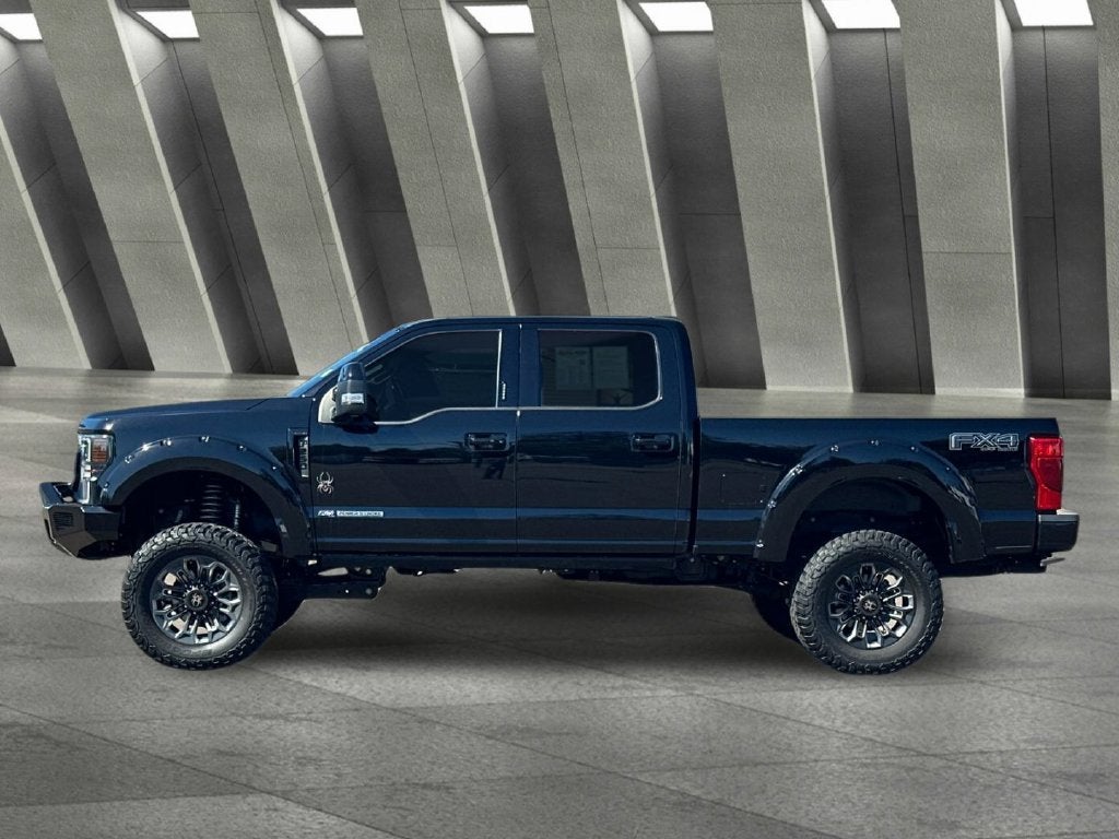2022 Ford F-250SD Lariat BLACK WIDOW