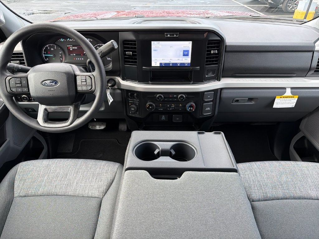 2027 Ford F-350SD XLT