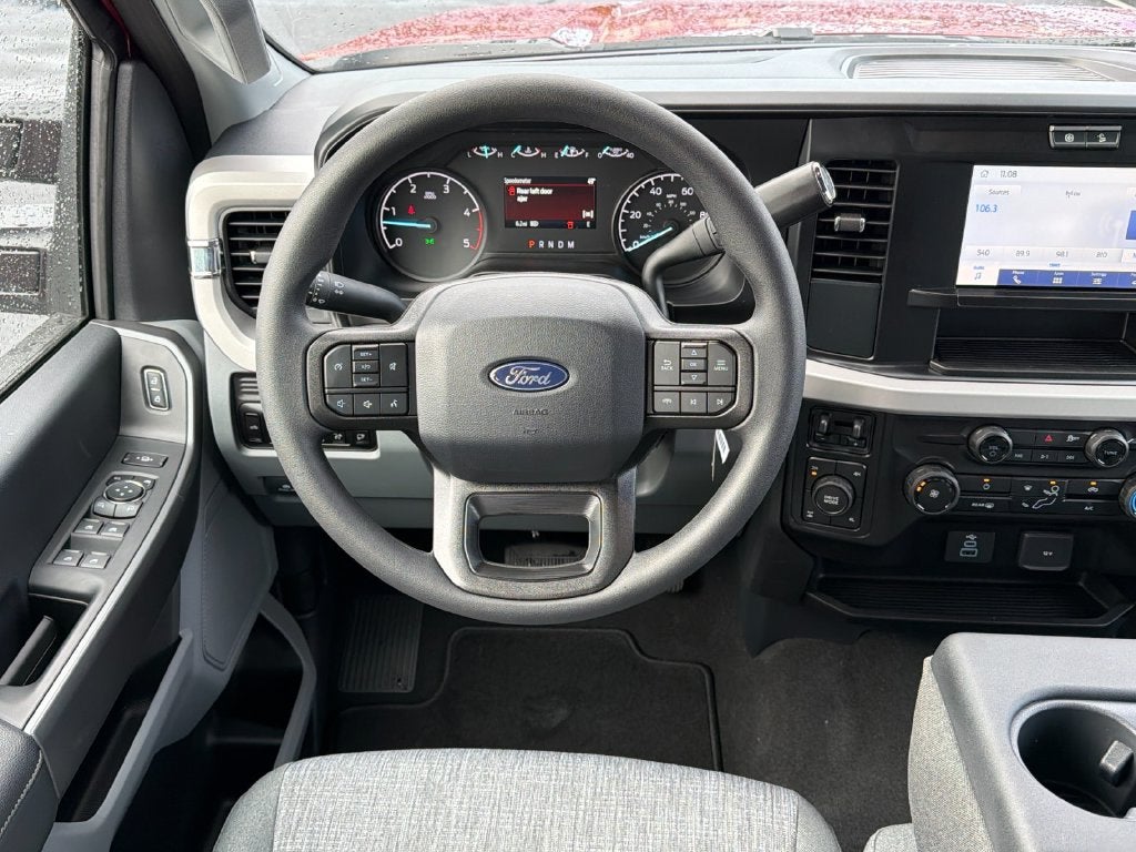 2027 Ford F-350SD XLT