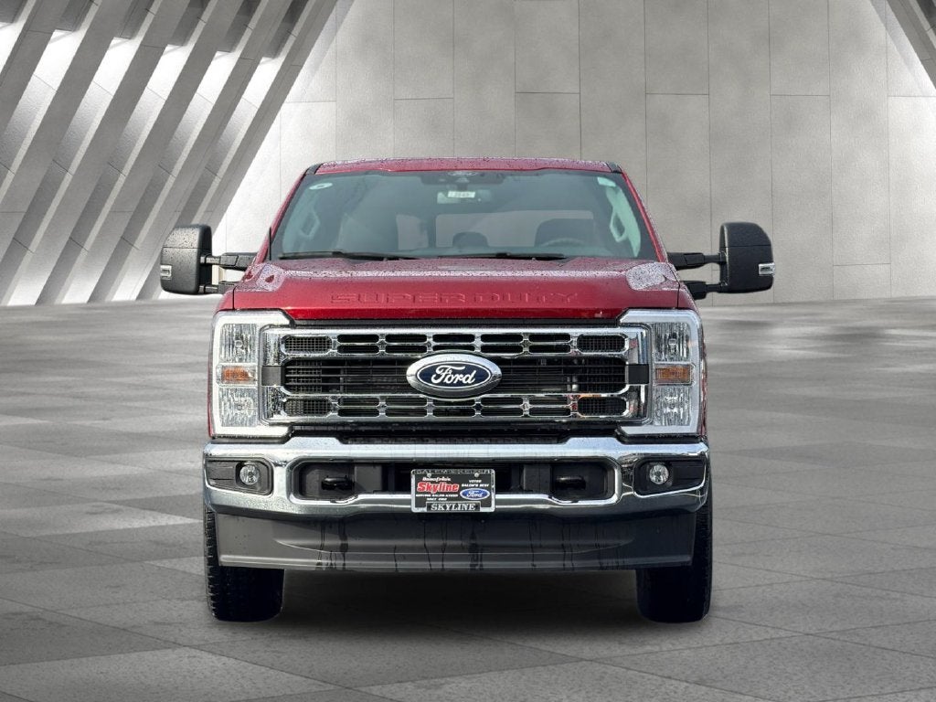 2027 Ford F-350SD XLT